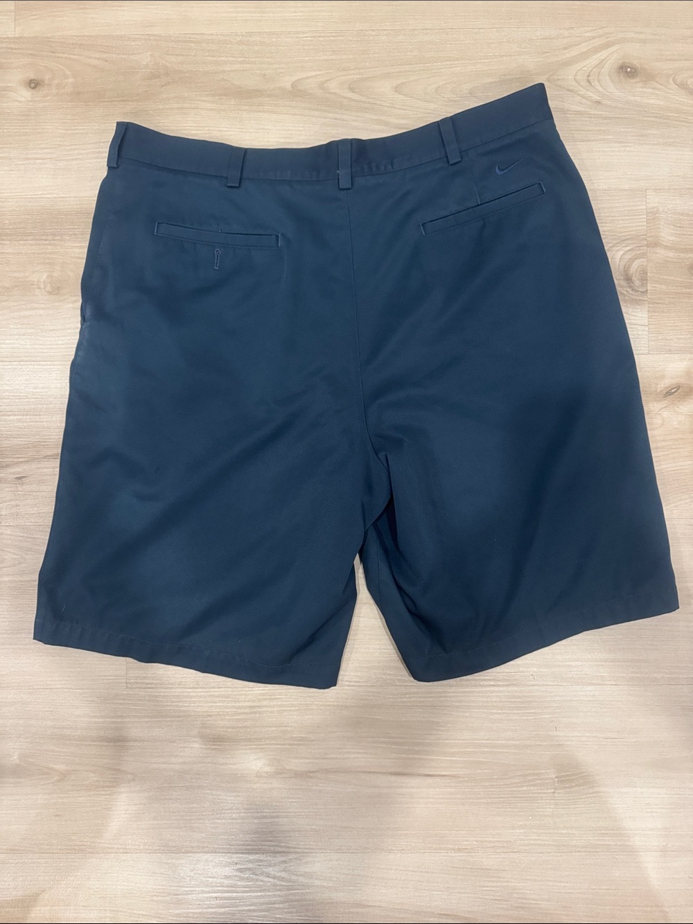 Men's Size 38 Nike Golf Flat Front Navy Shorts - Picture 8 of 8